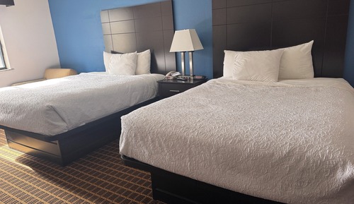 Room, 2 Queen Beds, Non Smoking
