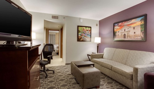 Suite, 2 Queen Beds, Refrigerator & Microwave (2 rooms)