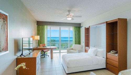 Ocean Tower Suite with Parlor 1 King or 2 Doubles