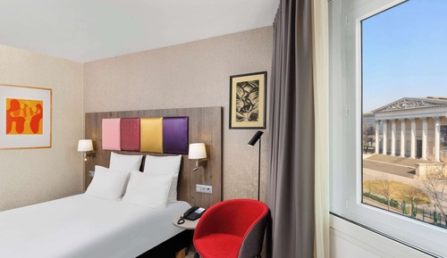 Basic Double Room, 1 Double Bed, Museum View