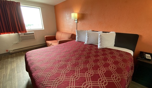 Premium Single Room