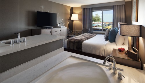 Suite, 1 King Bed