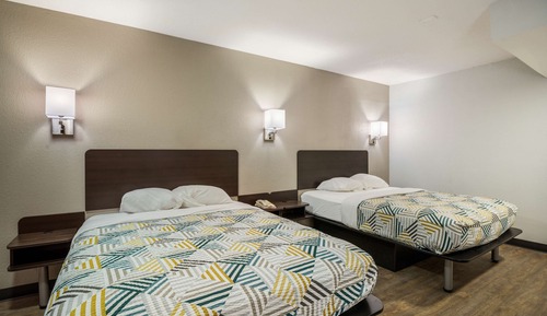 Standard Room, 1 Queen Bed, Accessible, Non Smoking