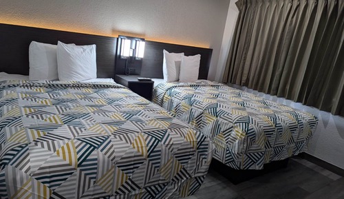 Standard Room, 2 Double Beds, Non Smoking