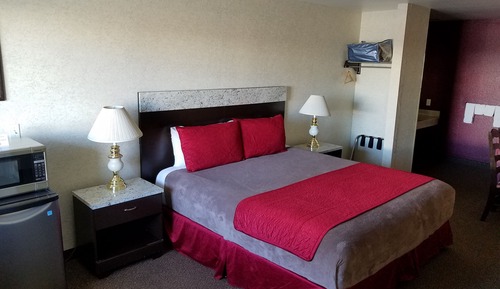 Standard Room, 1 King Bed