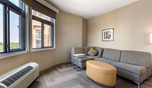 Room, Multiple Beds, Non Smoking, Tower