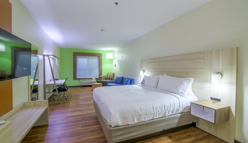 Suite, 1 King Bed