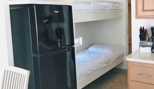 Cottage, 2 Bedrooms, Non Smoking (Linens Included, Pets OK)
