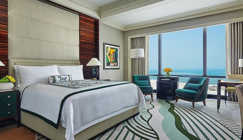Deluxe Room, 1 King Bed