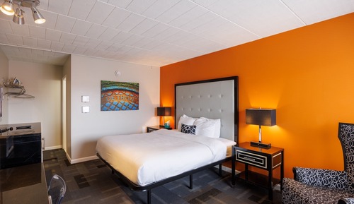 Premium Room, 1 King Bed, Non Smoking