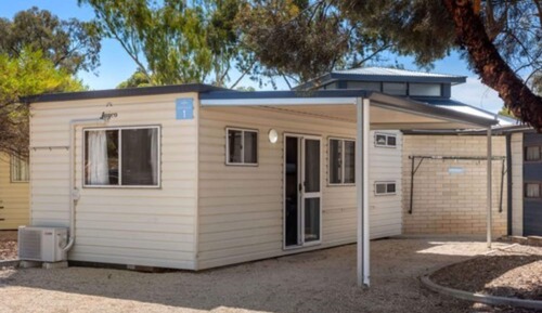 Economy Studio Cabin (External Ensuite)