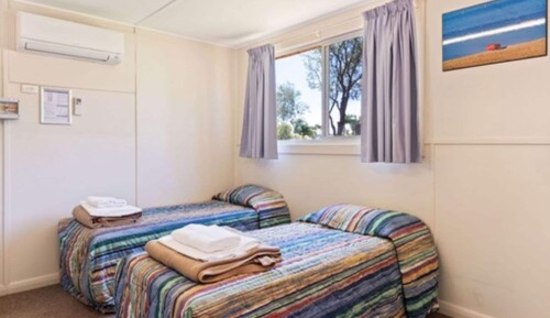 Economy Studio Cabin - Pet Friendly
