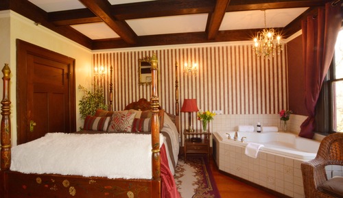 Honeymoon Room