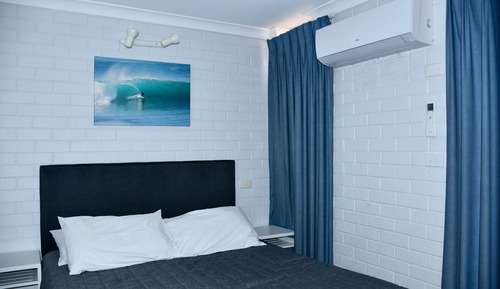 Two Bedroom Rear Unit