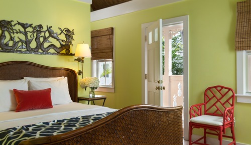 12 Pineapple Hideaway - Adults Only