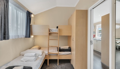 Spa Cabin (2BR)