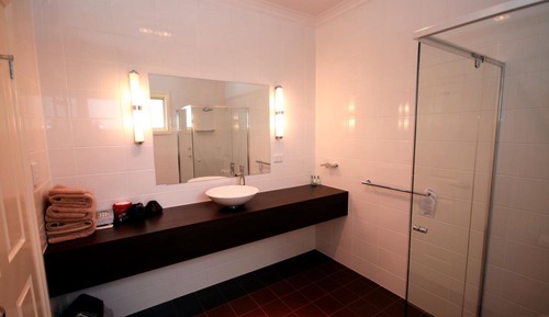Deluxe Double or Twin Room, 1 Bedroom, Non Smoking (Deluxe Triple Share)