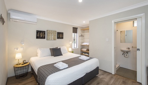 Chalet, 2 Bedrooms (Non Pet Friendly)