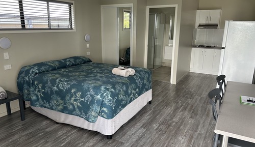 One Bedroom Villa with Queen Bed