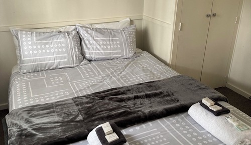 2 Bedroom Studio 7