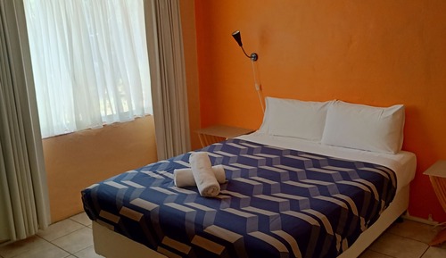 Standard Suite, 1 Bedroom, Non Smoking, Kitchenette (Chalet2)
