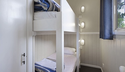 Economy Cabin