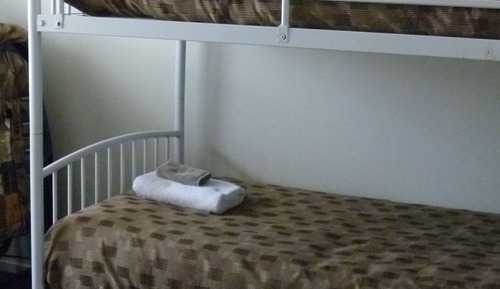 Standard Room, Non Smoking, Kitchen (2 Bedroom Motel)