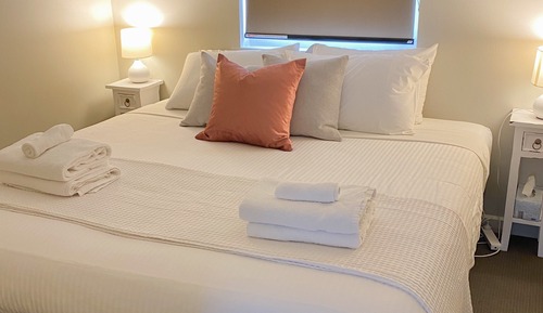 Grenache Apartment with Spa