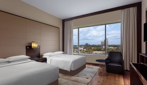 Room, 2 Twin Beds, Non Smoking, Pool View