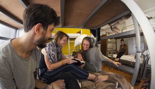 Shared Dormitory, Multiple Bedrooms