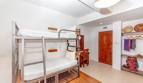 8-Bed Private Room