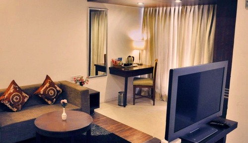 Premium Suite, 1 Bedroom, Non Smoking, Bathtub