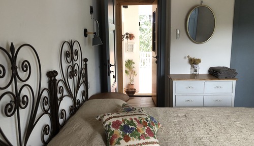 Romantic Double or Twin Room, 1 King Bed, Valley View
