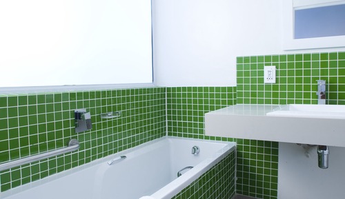 Chalet with Bath