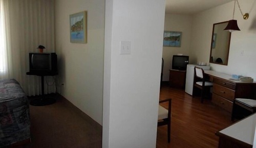 Premium Suite (1 Queen & 1 Single Bed & Sitting Room)