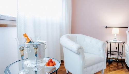 Classic Triple Room, 1 Bedroom, Pool View, Garden Area