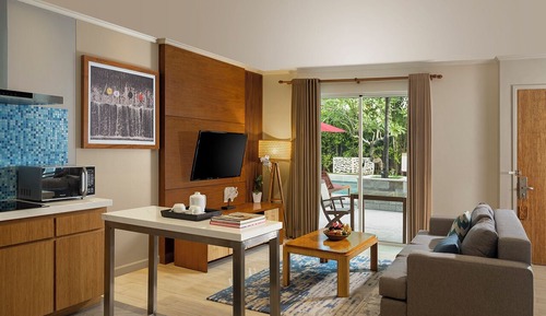 Special Offer - One Bedroom Apartment Suite Room with Full Board and Free Exclusive Benefit