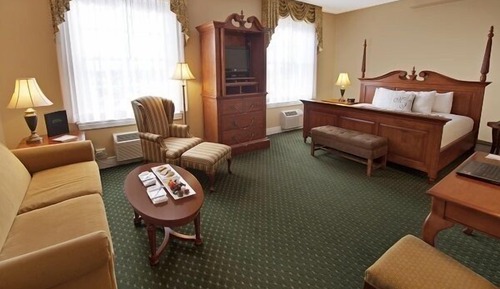 Blue Ridge Suite, Accessible