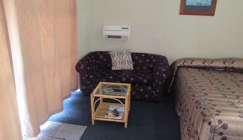 One Bedroom Suite 