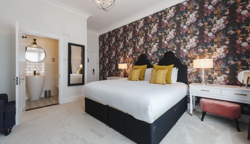 Superior Superking Room with Shower