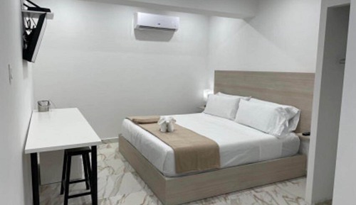 Suite, 1 King Bed