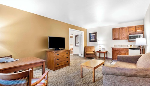 Suite, 1 King Bed, Non Smoking, Jetted Tub (with Sofabed)