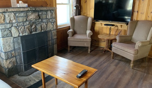Standard Cabin, 2 Bedrooms, Fireplace, Lake View (Lookout)