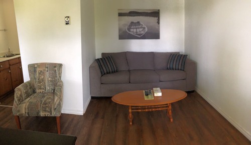 Standard Duplex, 1 Bedroom, Kitchen, Lake View (Birchgrove #11)