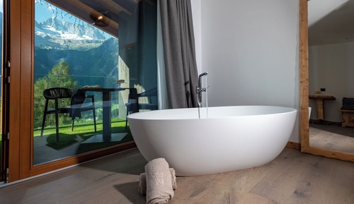Design Room, Balcony, Mountain View