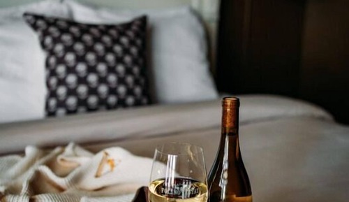 Standard Suite, 1 Queen Bed