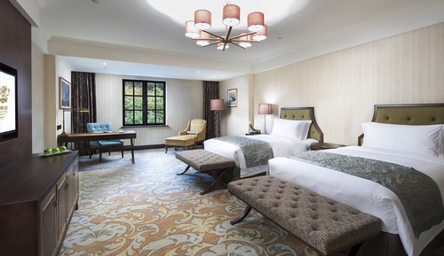 Premier Room
