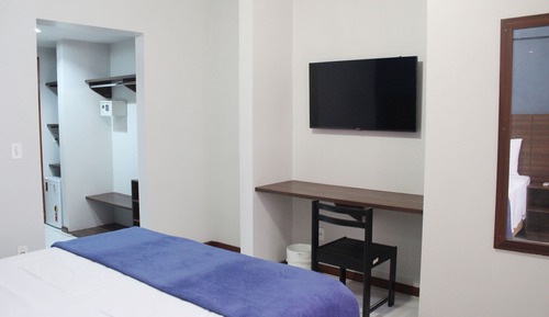 Standard Apartment, 1 Queen Bed, Non Smoking