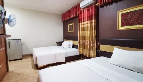 Family Twin Room