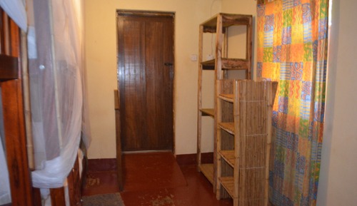 Standard Shared Dormitory (one bed in a men or women dorm, up to 8 guests)